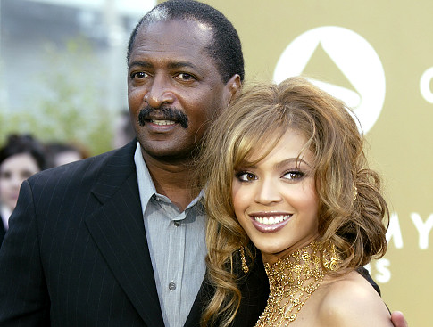 SINGER BEYONCE KNOWLES AND FATHER MATTHEW KNOWLES ARRIVE AT GRAMMY AWARDS